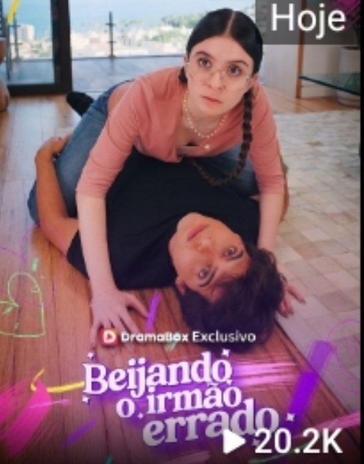 ✨ |  BEIJANDO O IRMÃO ERRADO